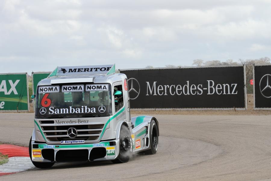  Mercedes-Benz Axor Formula Truck 2011 года  (фото 3 из 6)